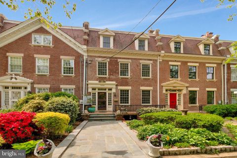 2922 Upton St NW Washington DC 20008