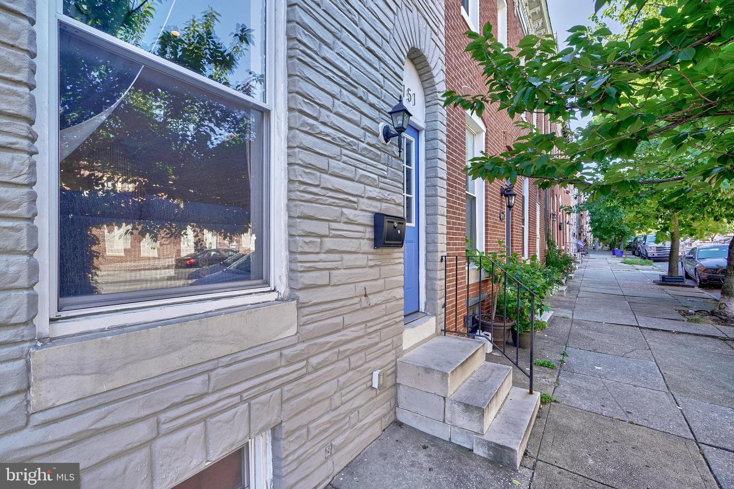 Photo 3 of 40 of 151 N Patterson Park Ave townhome