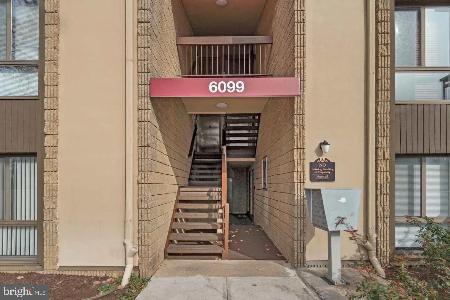 6099 Majors Lane Unit 9