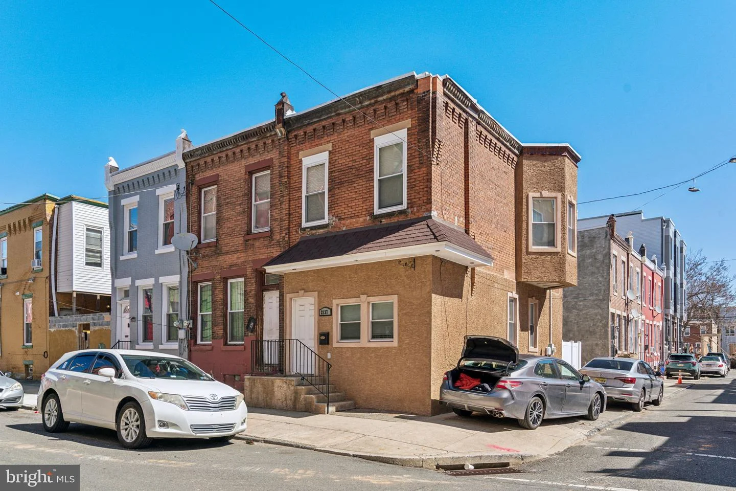 2137 N 10th Street
