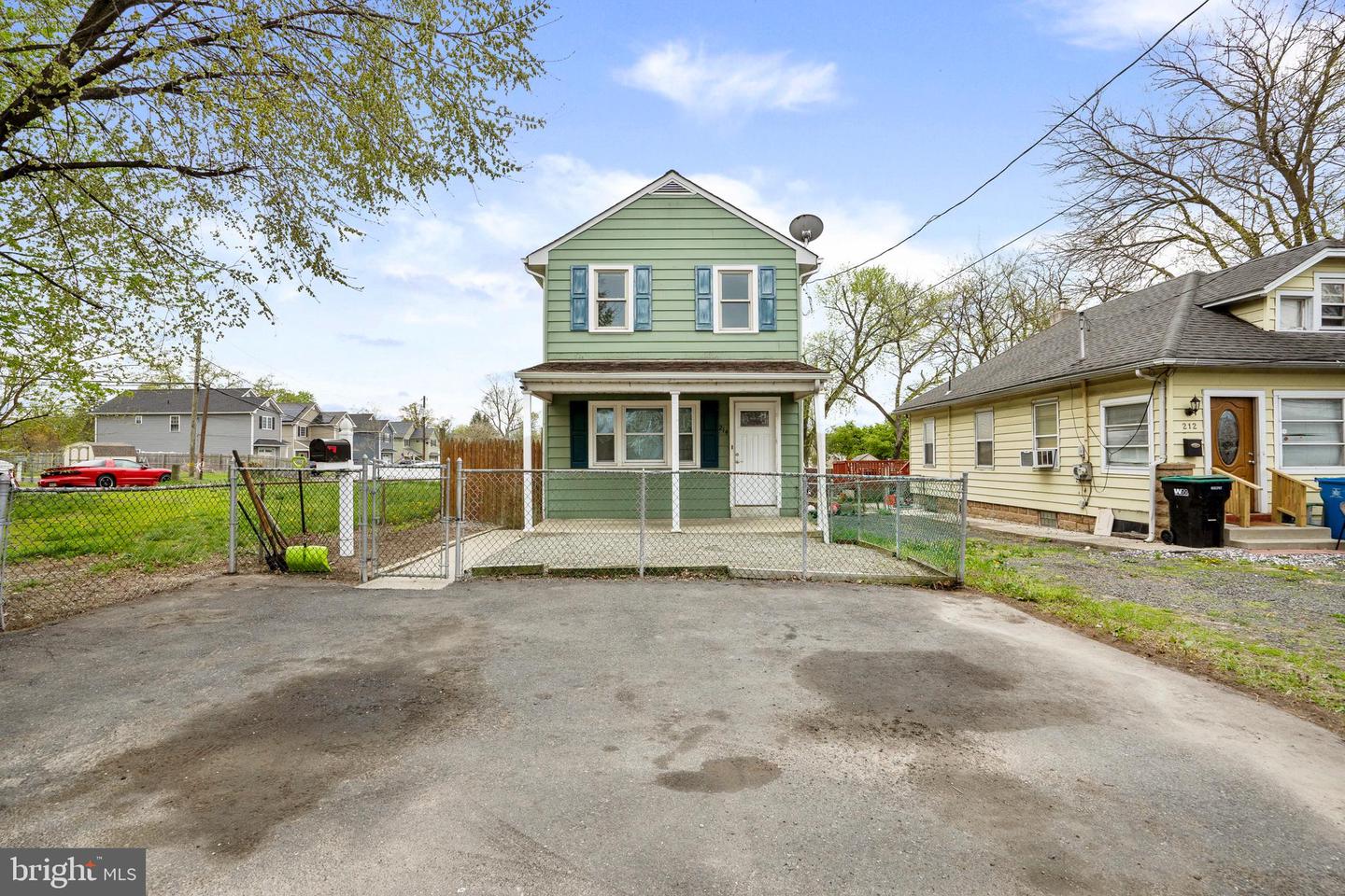 Listing image 2