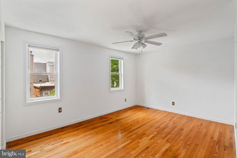 Townhouse in Philadelphia PA 2057 Susquehanna AVENUE 33.jpg