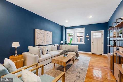 Townhouse in Philadelphia PA 2057 Susquehanna AVENUE 2.jpg