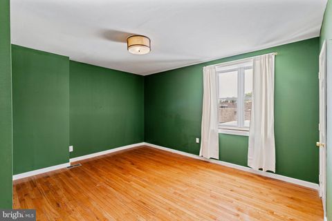 Townhouse in Philadelphia PA 2057 Susquehanna AVENUE 37.jpg