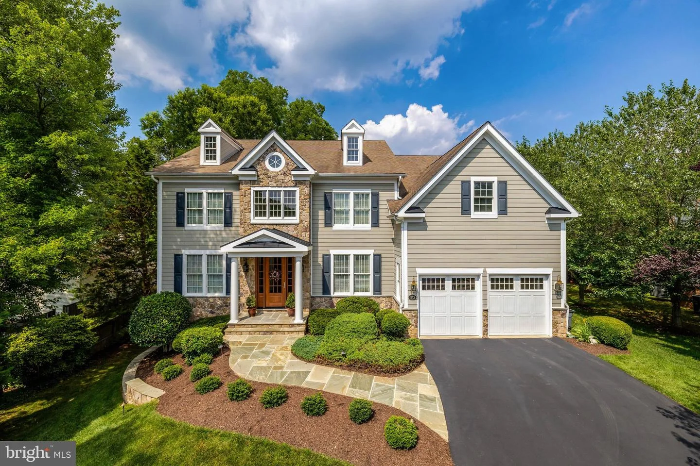 513 John Marshall Drive NE