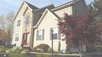 2831 Primrose Lane N