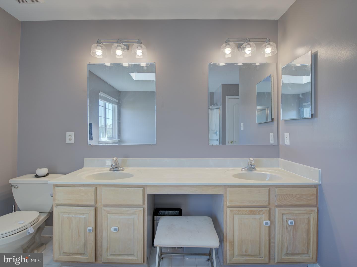Photo 14 of 27 of 1910 Glenroths Dr townhome
