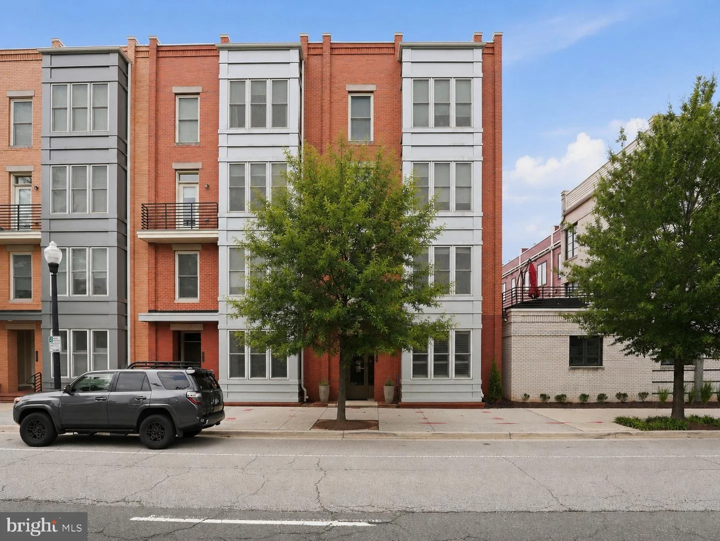 1912 Potomac Avenue Unit 101