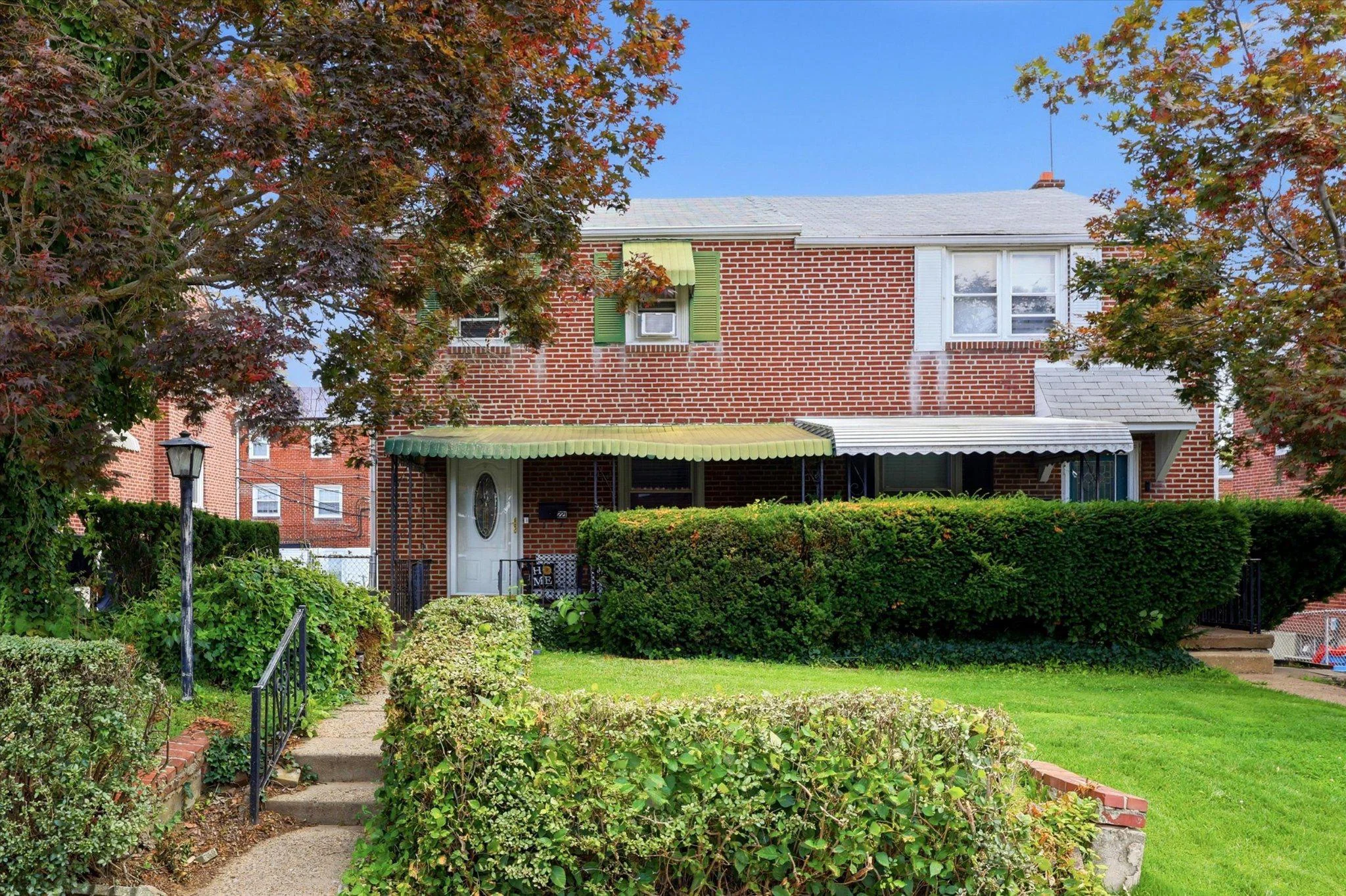 221 Foster Avenue