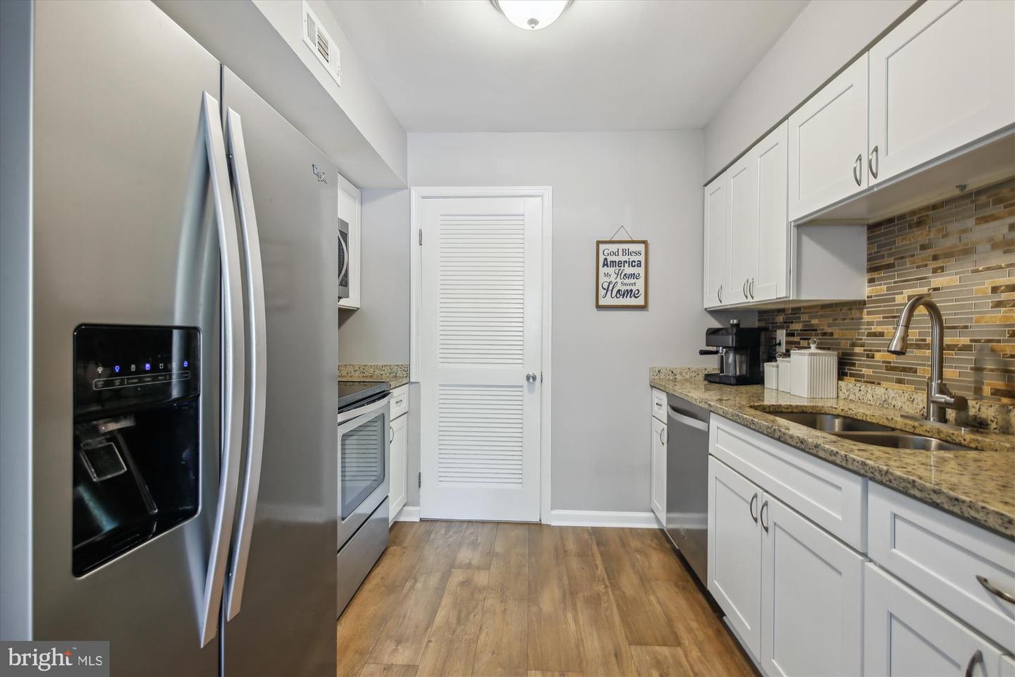 Photo 12 of 44 of 3836 Joshua Pl #D townhome