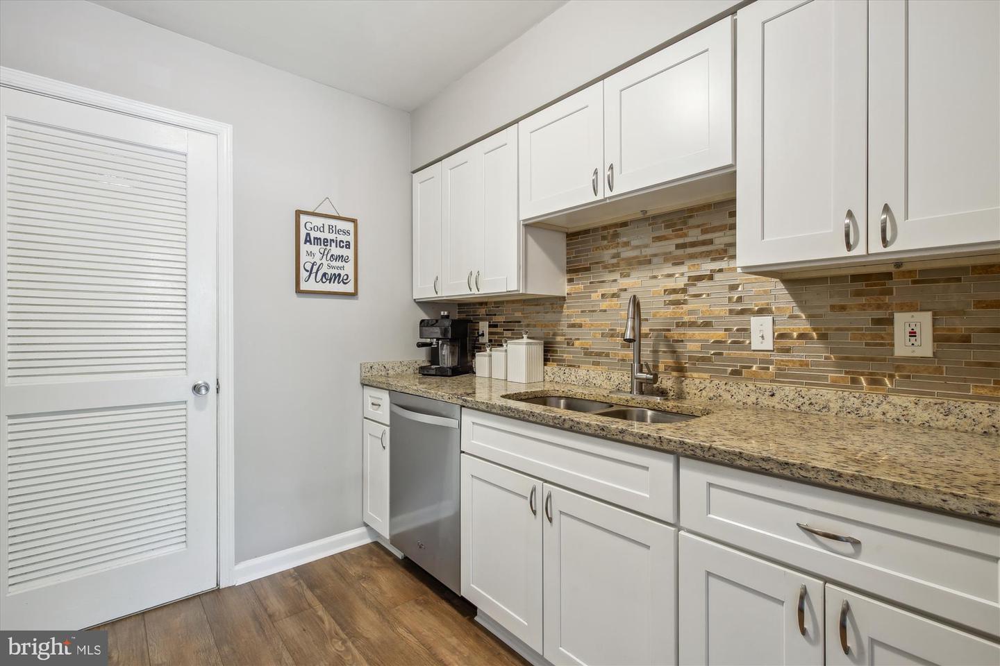 Photo 13 of 44 of 3836 Joshua Pl #D townhome
