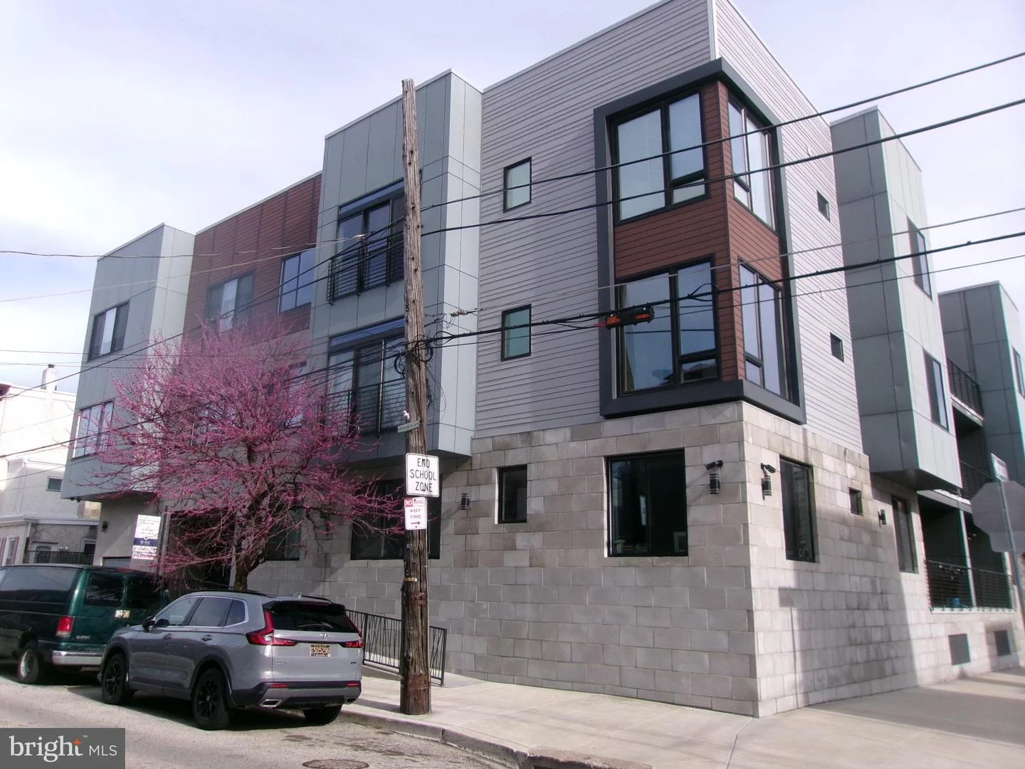 700 Moyer Street Unit 302