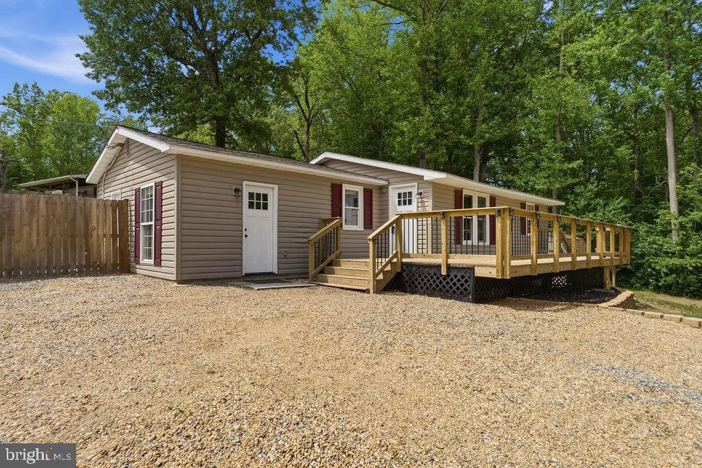 107 Boundary Drive