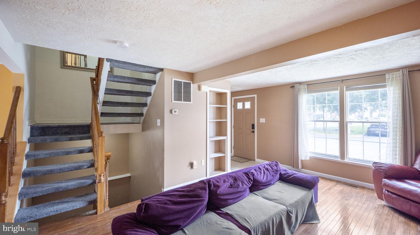 Photo 4 of 11 of 1542 Saint Lawrence Ct townhome