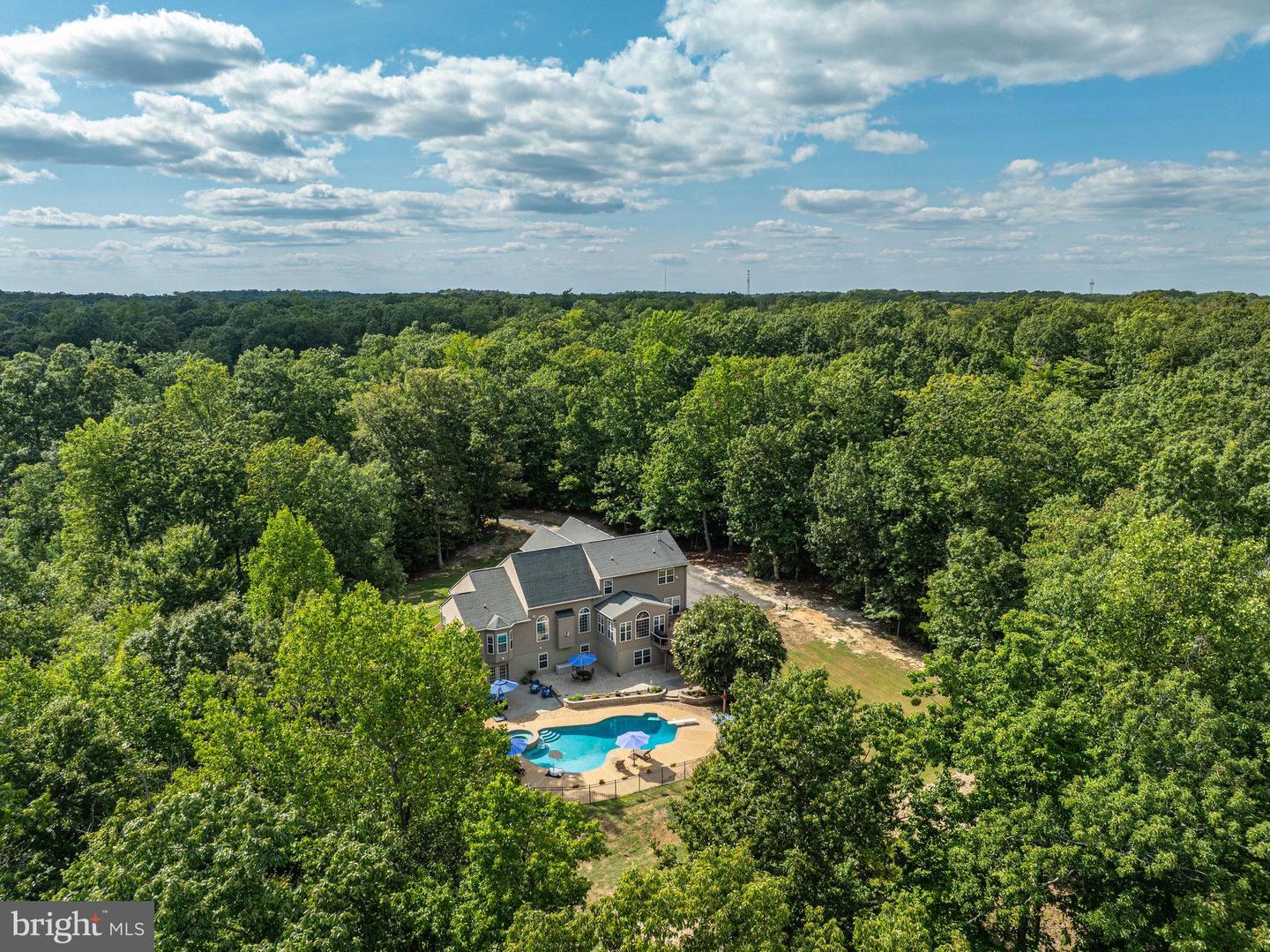 Photo 8 of 37 of 67 Willow Ridge Ct house