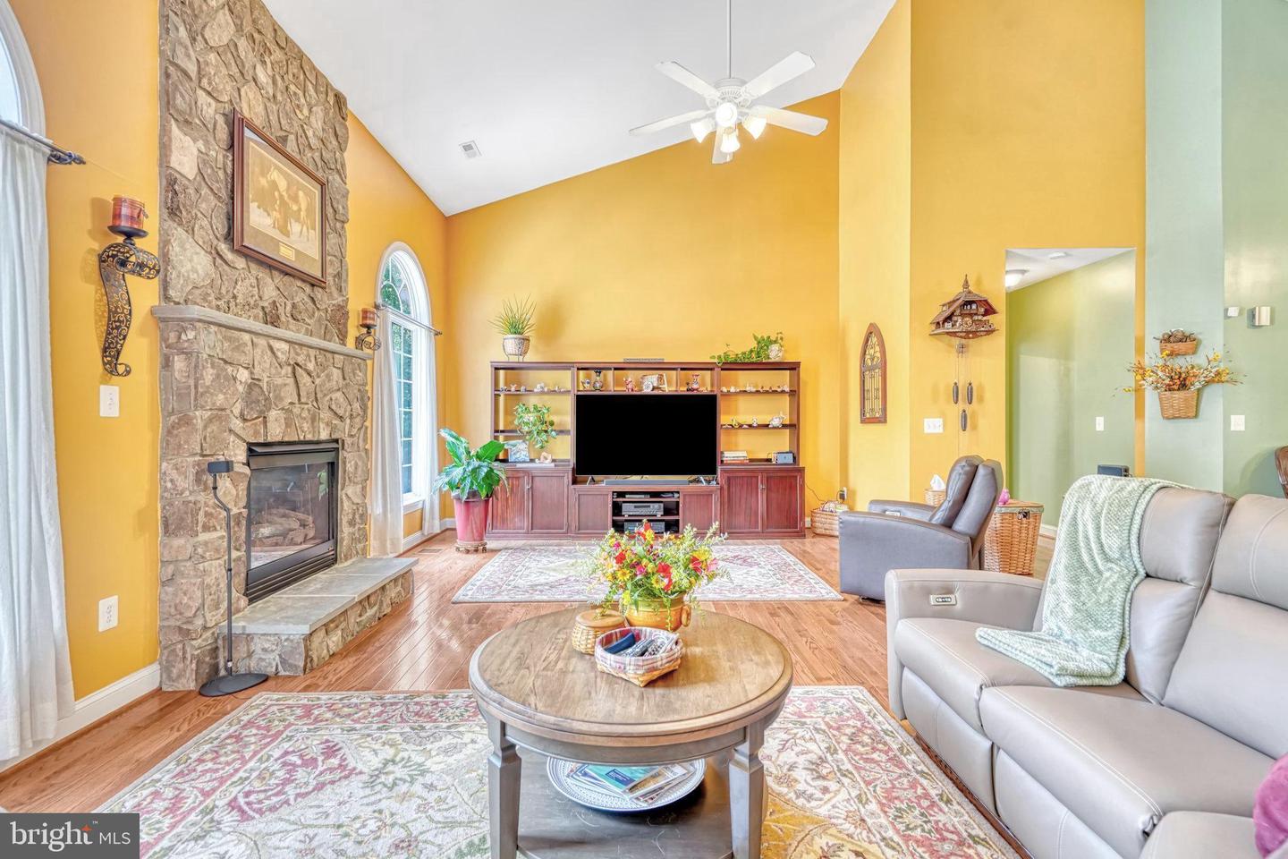Photo 4 of 37 of 67 Willow Ridge Ct house