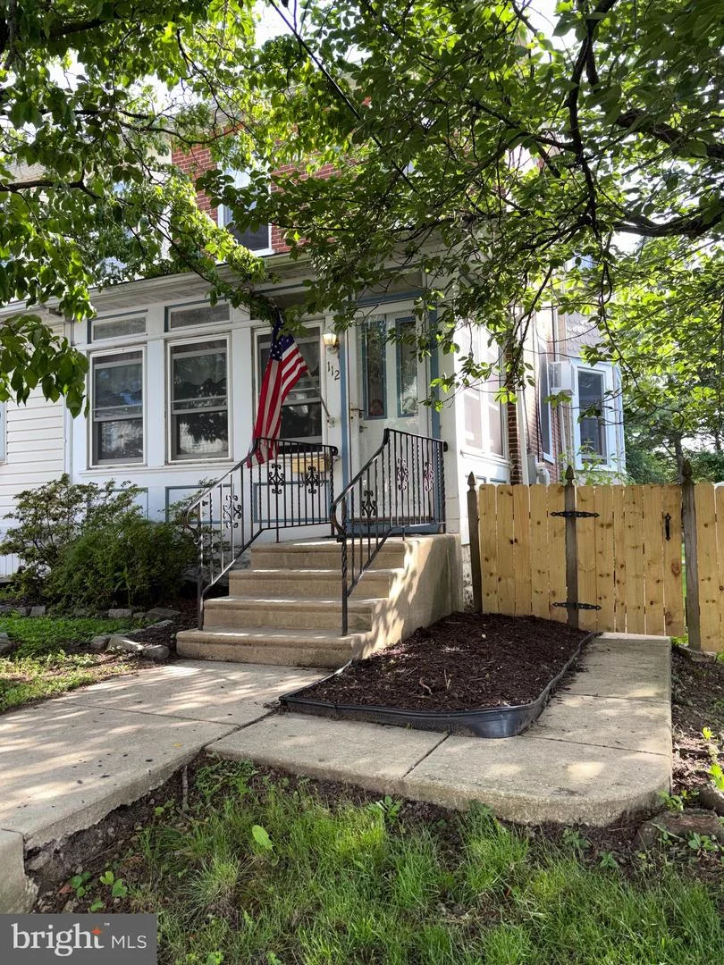 112 E Cooke Avenue