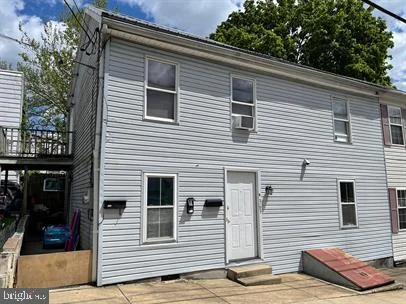 363 S 3rd Street