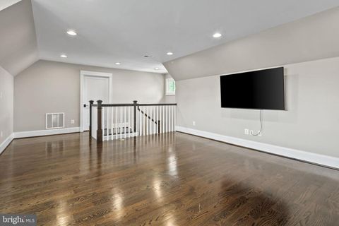 Single Family Residence in Arlington VA 1801 Bryan STREET 33.jpg