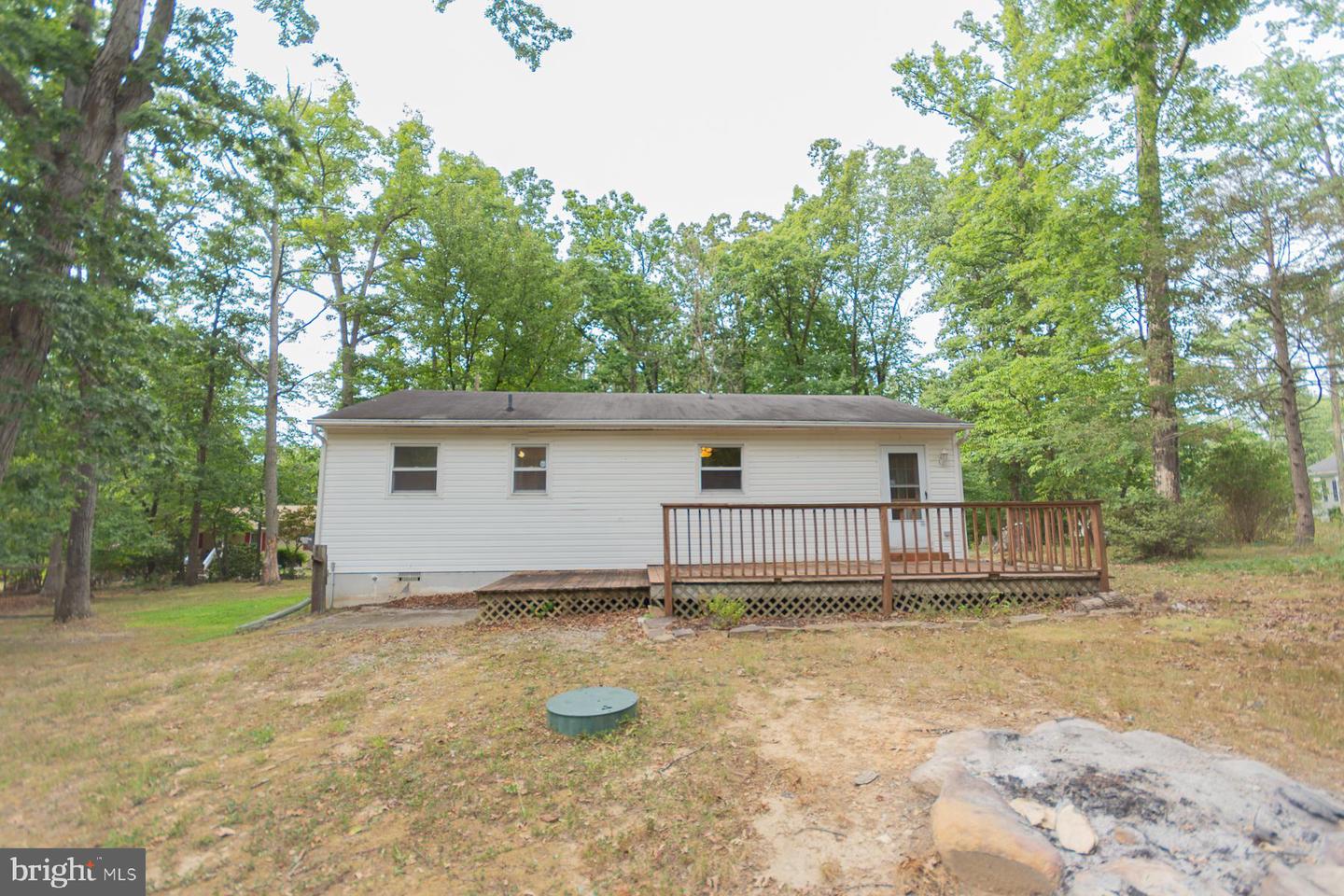 Photo 4 of 52 of 132 Whippoorwill Ln house