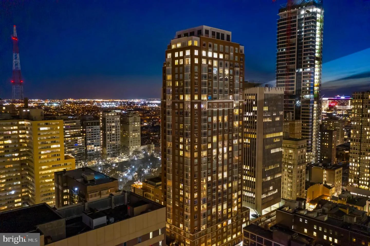 130 S 18th Street Unit 2502