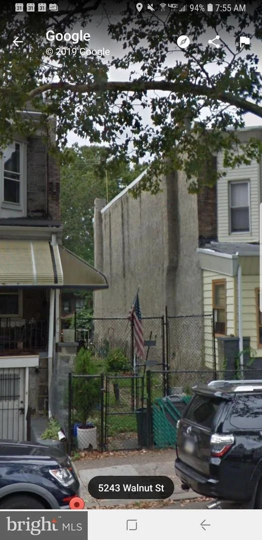5250 Walnut Street