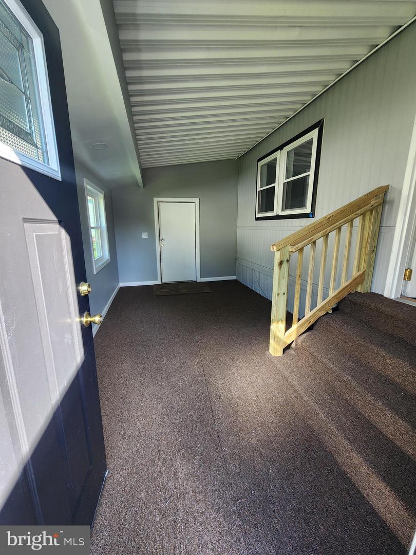 Photo 6 of 26 of 205 Adams Ave mobile home