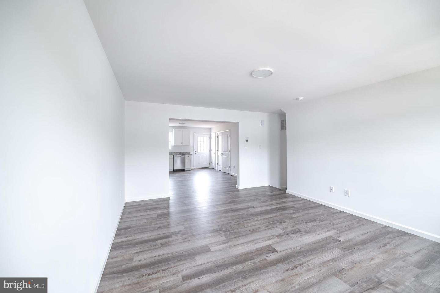 Photo 5 of 13 of 57 Snowdrop Court townhome