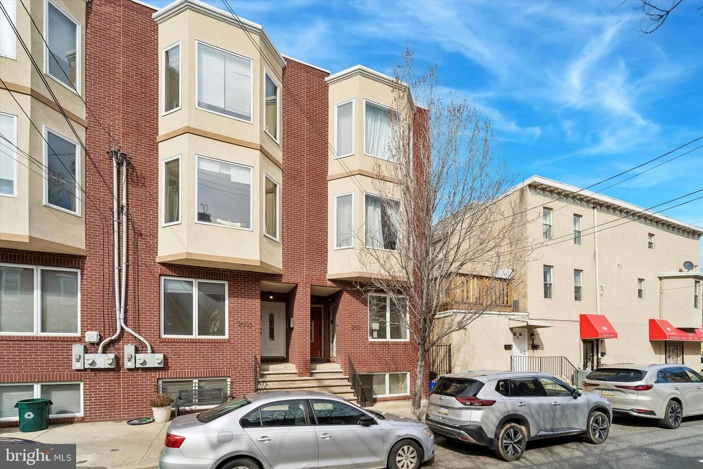 2001 Carpenter Street Unit B