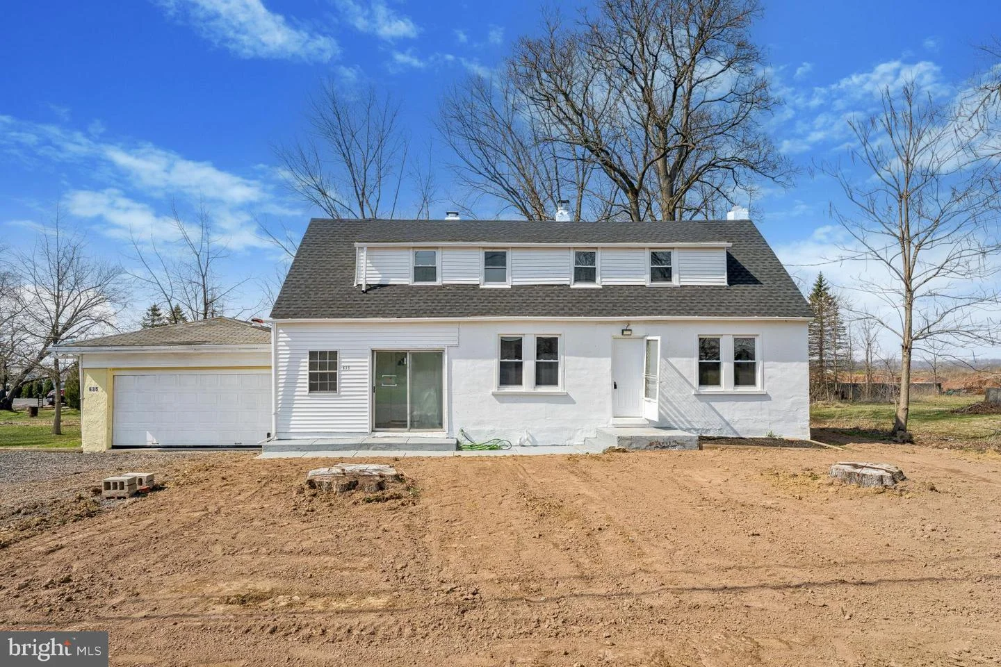 635 Elroy Road