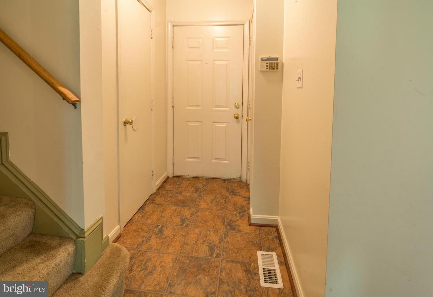 Photo 20 of 28 of 1337 Upcot Ct townhome
