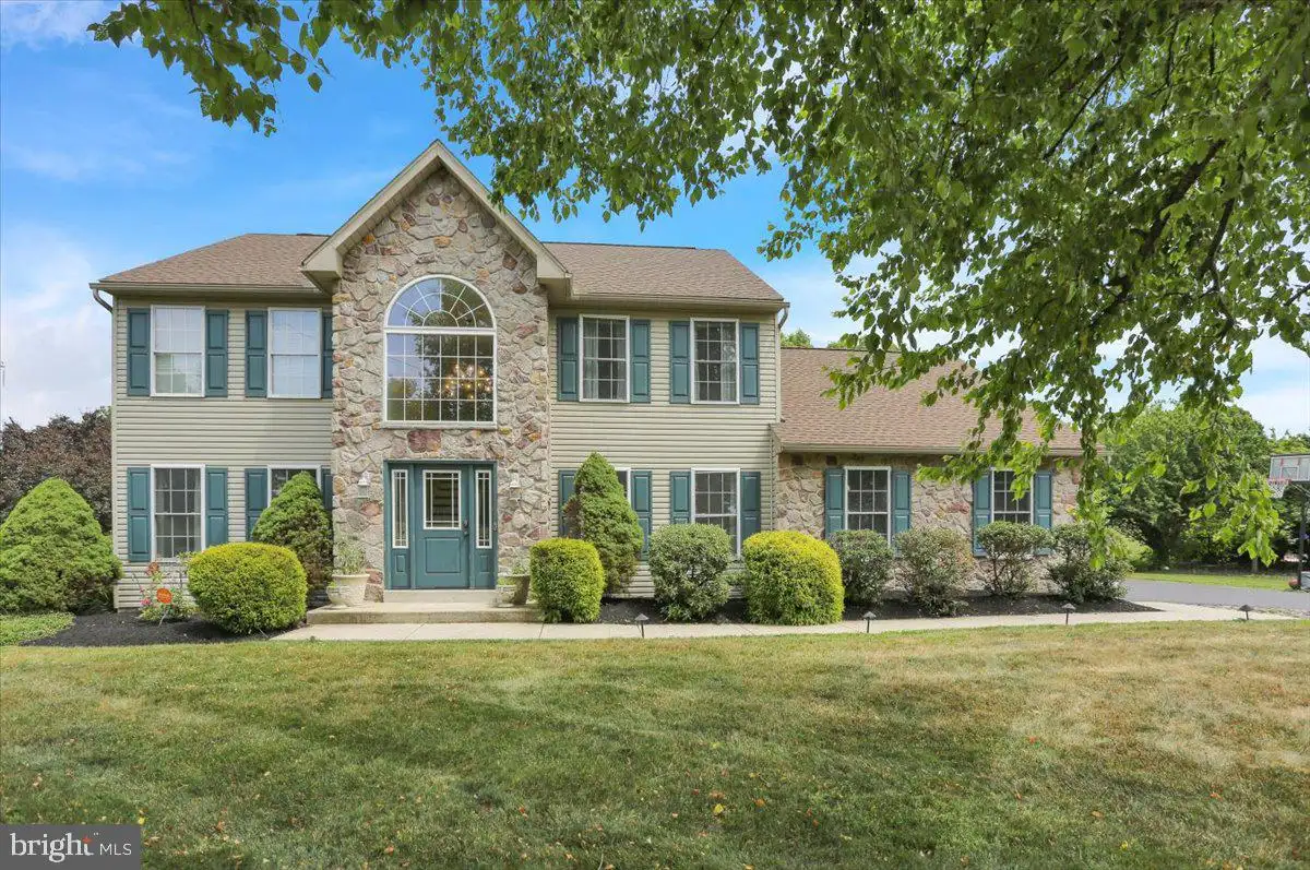 116 Indian Run Drive, Douglassville, PA, 19518