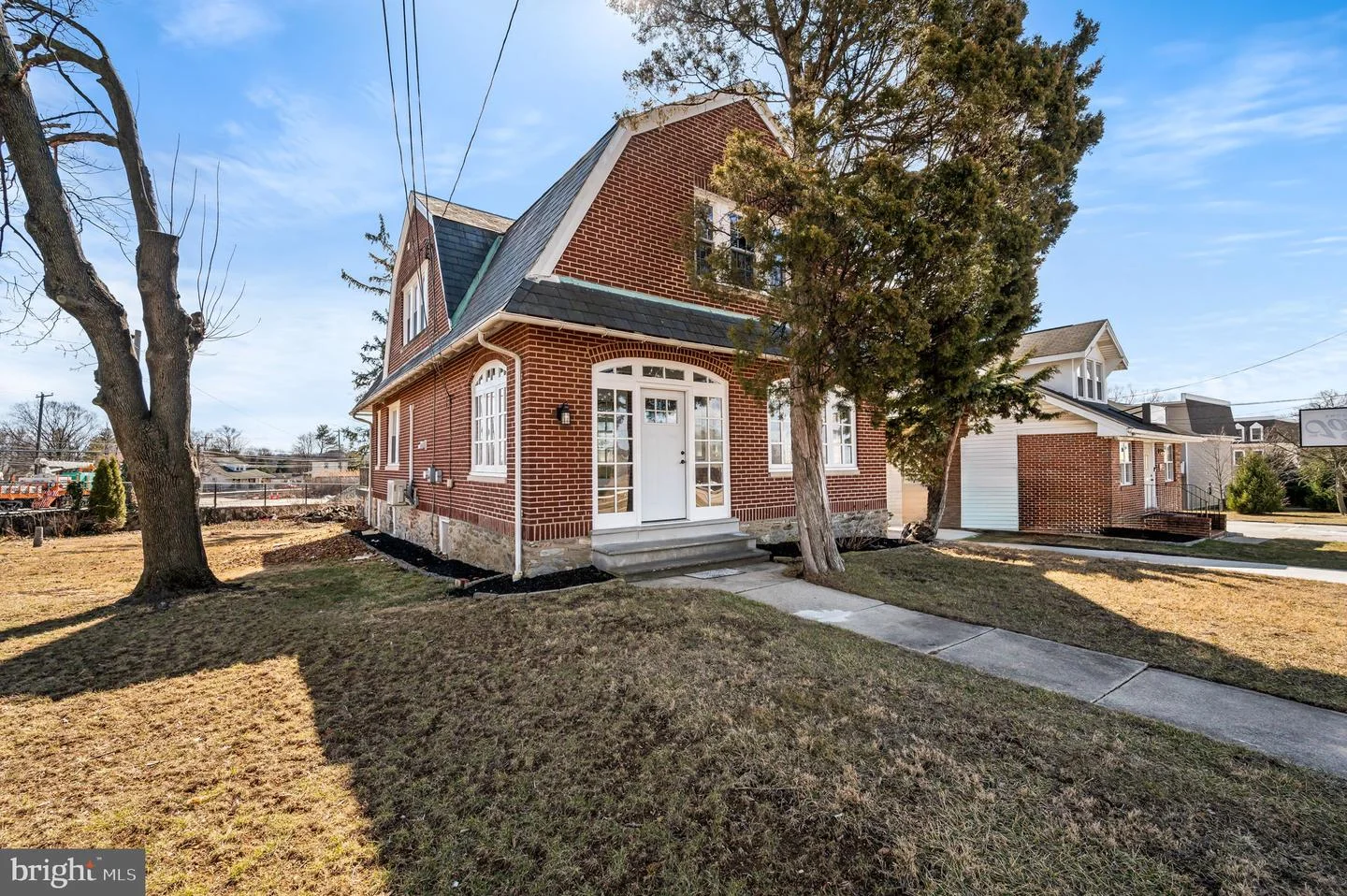 341 E Dekalb Pike