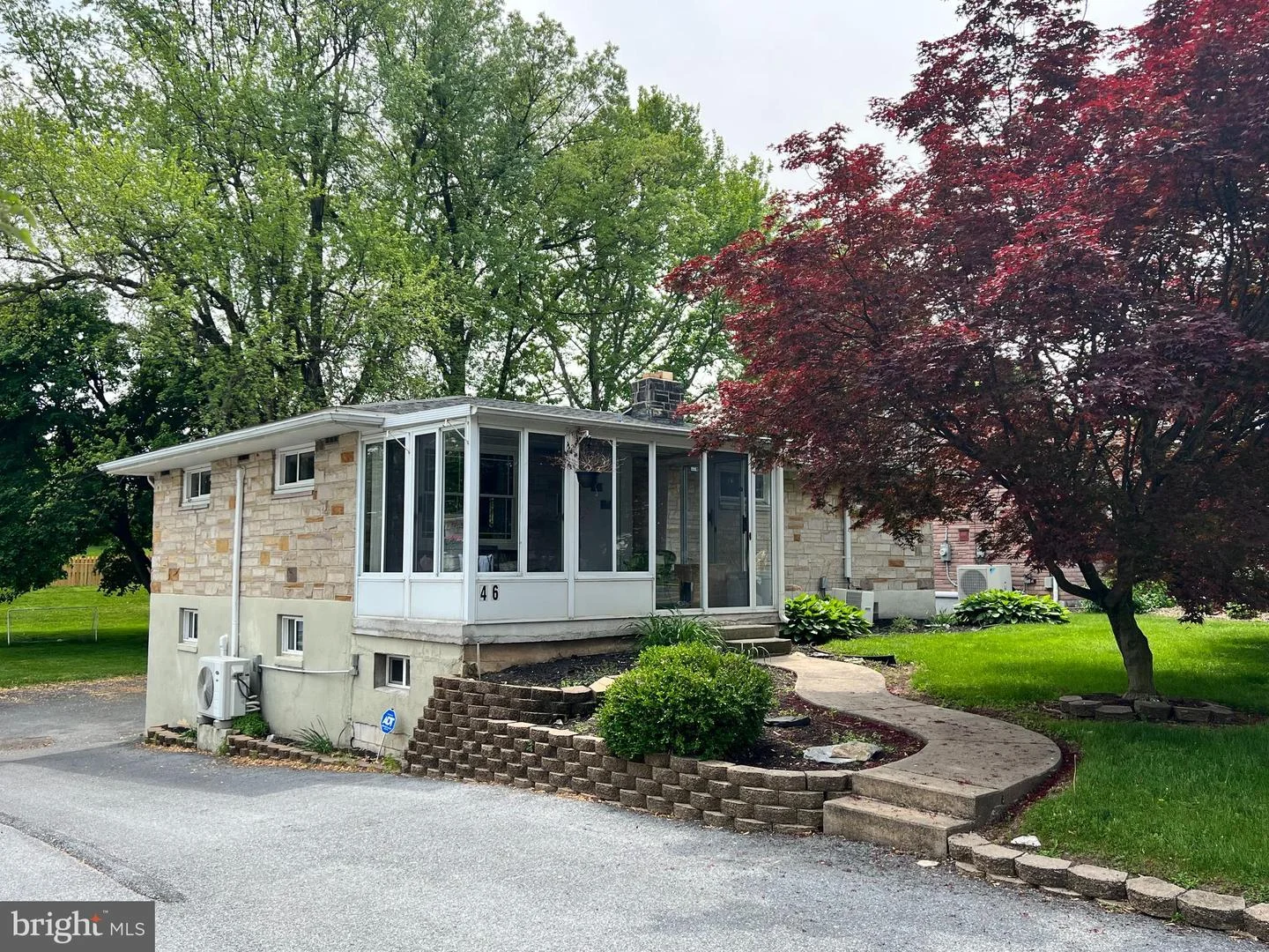 46 W Governor Road