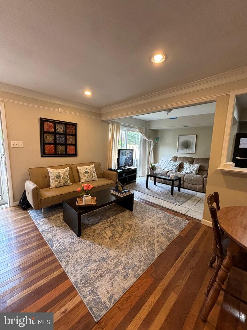 Photo 13 of 38 of 7923 Sausalito Pl #D townhome