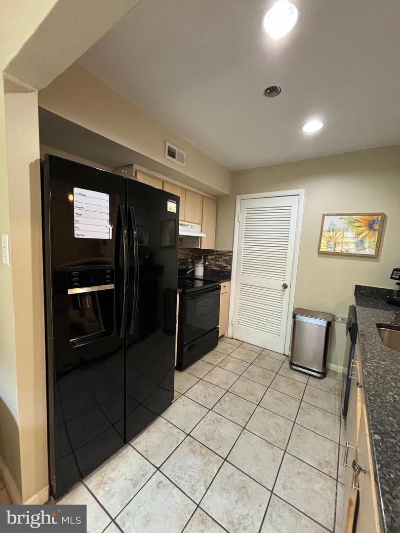 Photo 17 of 38 of 7923 Sausalito Pl #D townhome