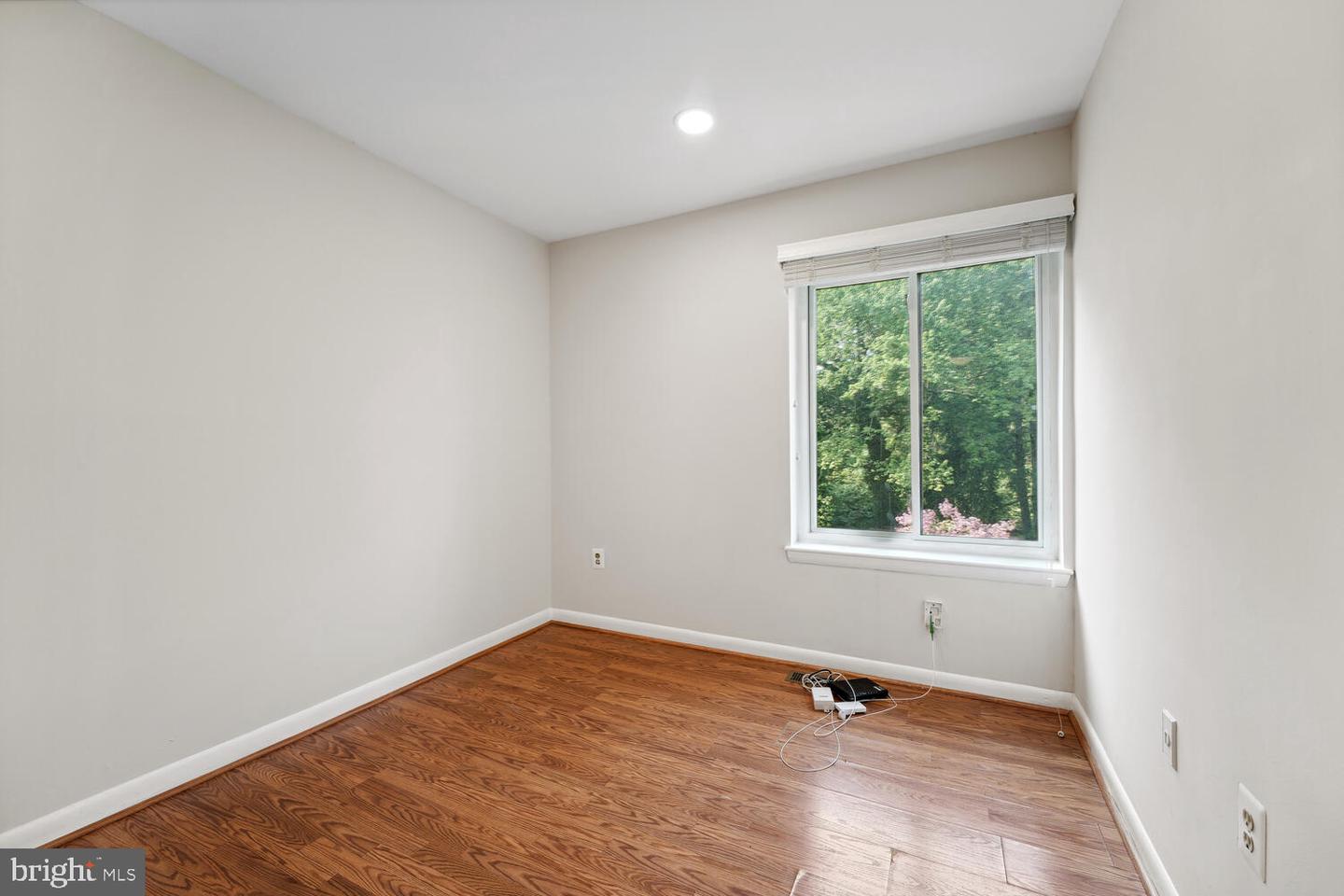 Photo 11 of 15 of 528 Brummel Ct NW #528 townhome