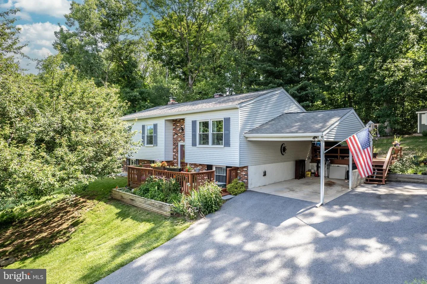 2718 Aspen Drive