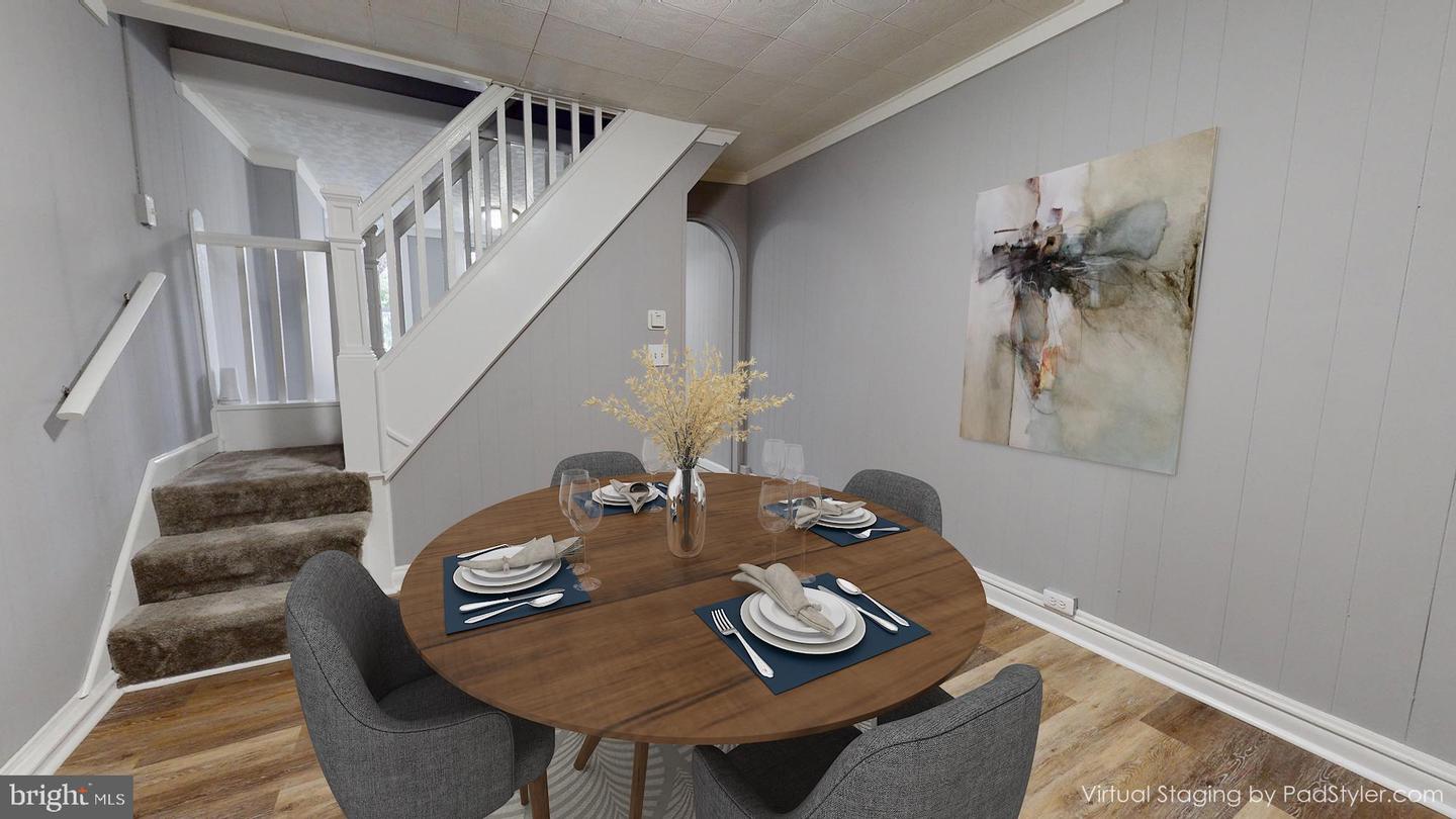 Photo 9 of 22 of 304 S Woodyear St townhome
