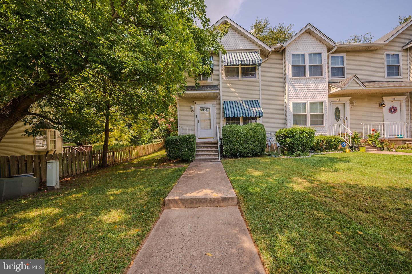 View Newark, DE 19702 townhome