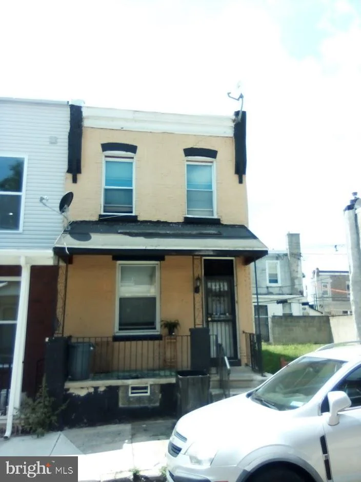 664 N Conestoga Street
