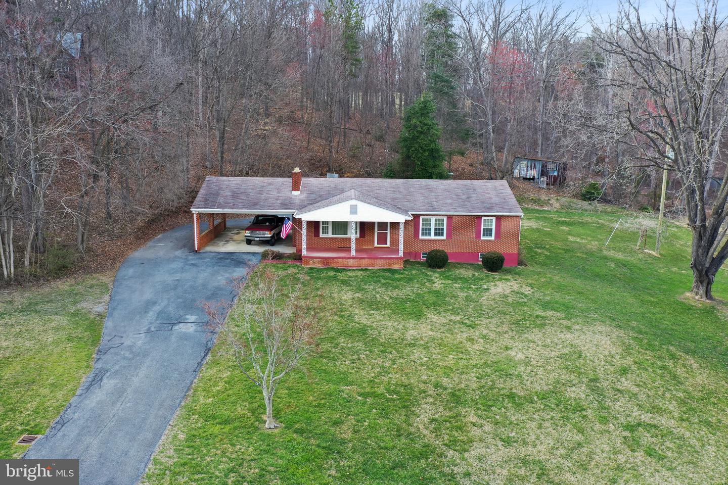 Photo 58 of 58 of 3351 Stonewall Jackson Hwy house