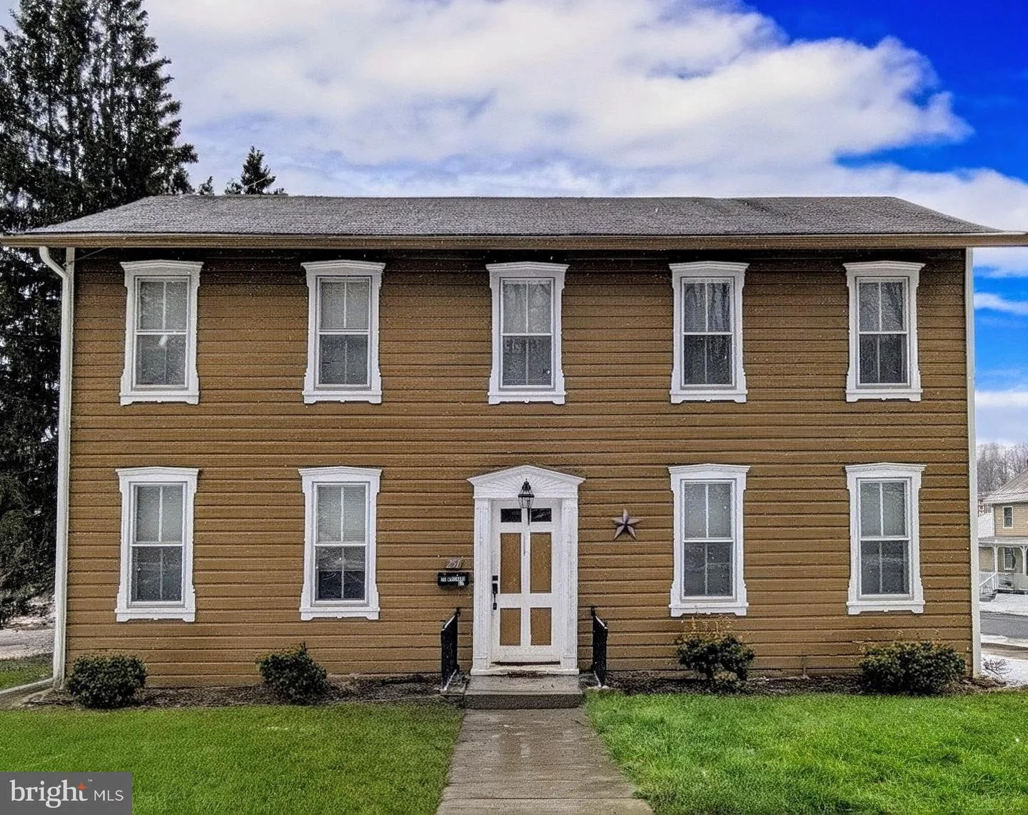 251 N Richard Street