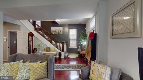 Single Family Residence in Washington DC 2251 Mount View PLACE 9.jpg