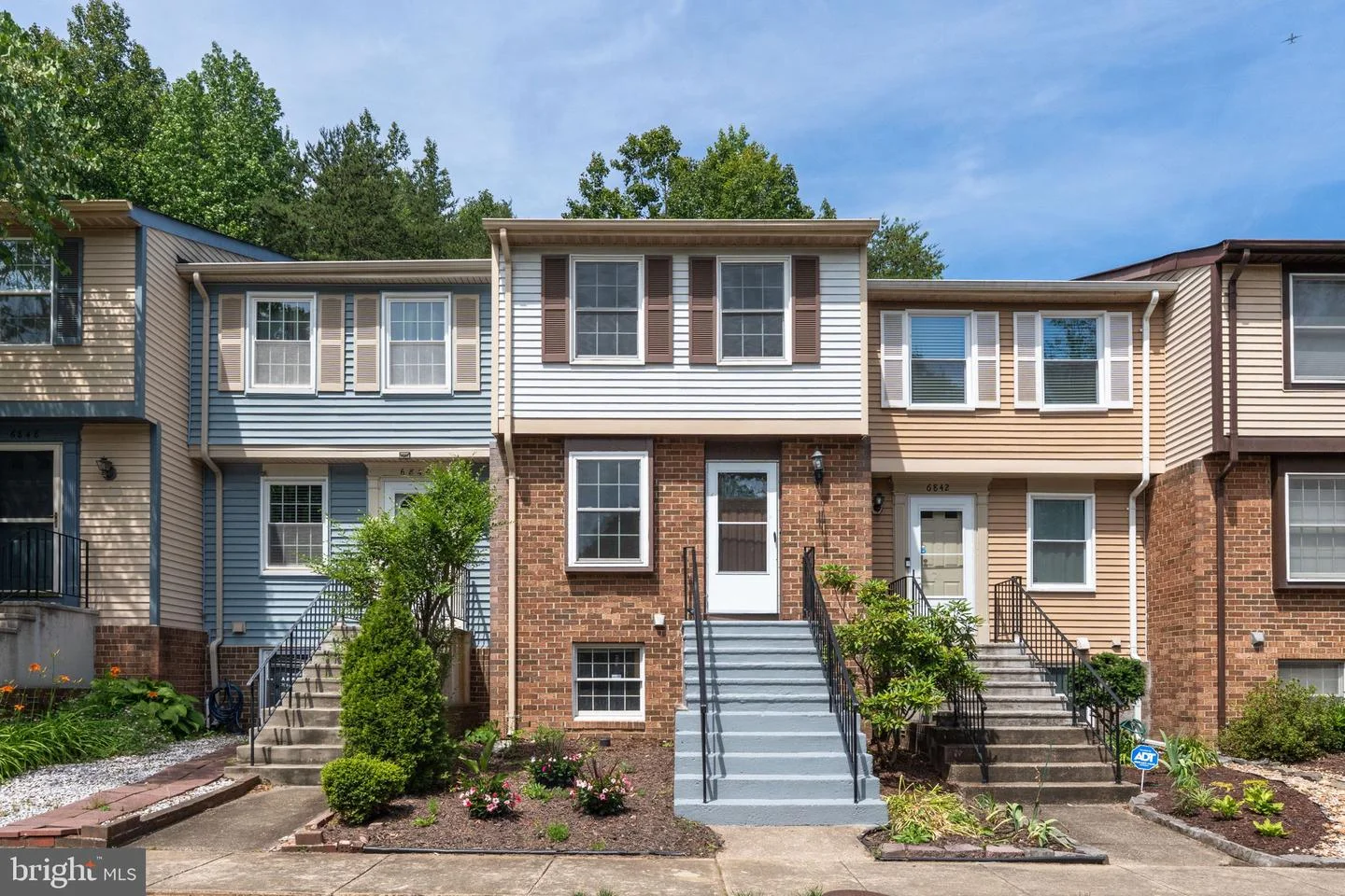 6844 Heatherway Court