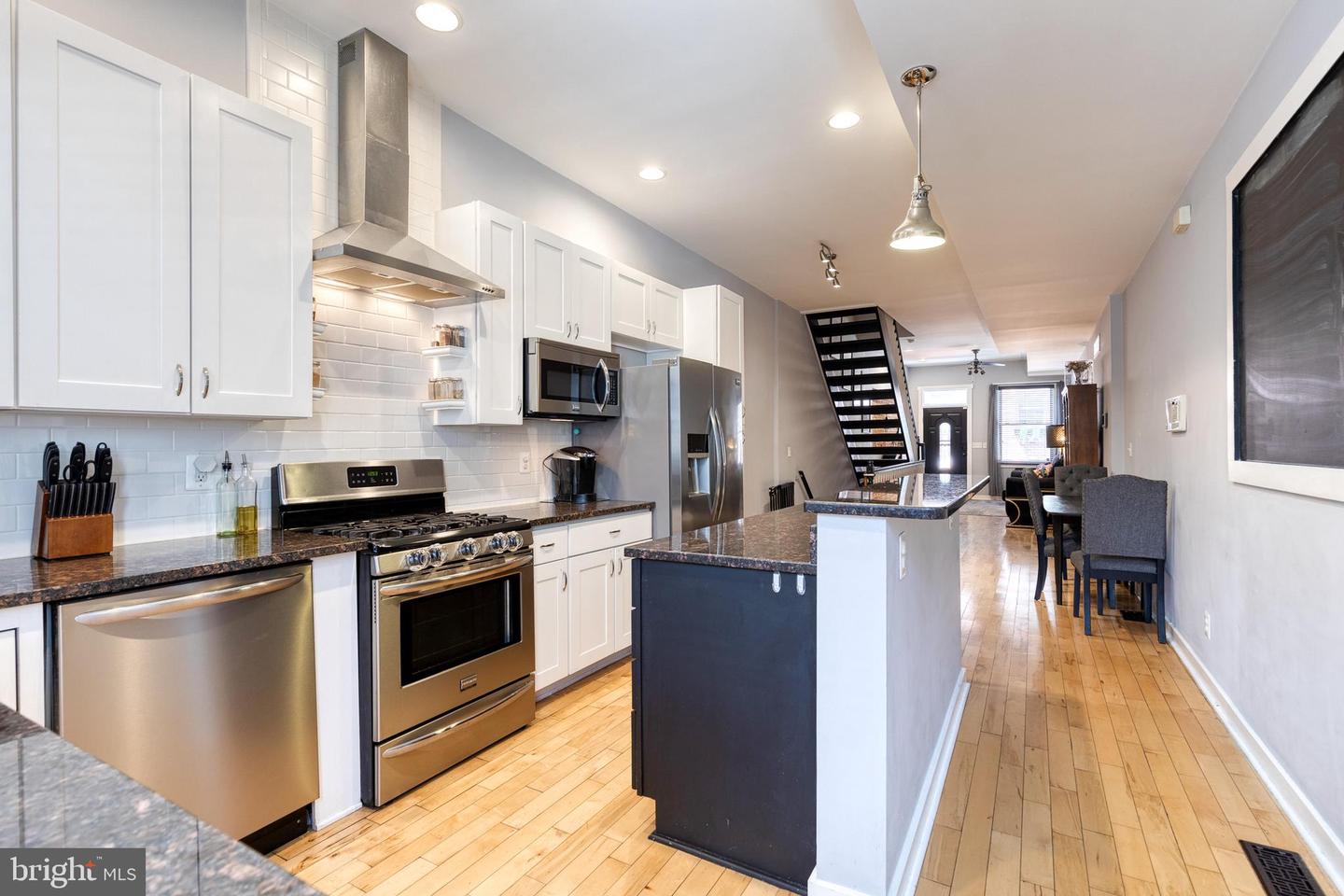 View Baltimore, MD 21230 townhome
