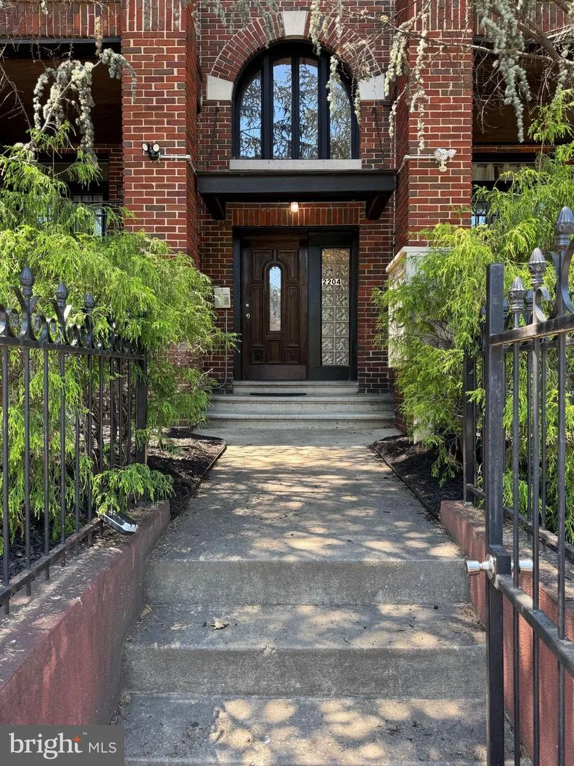 2204 Park Avenue Unit 102