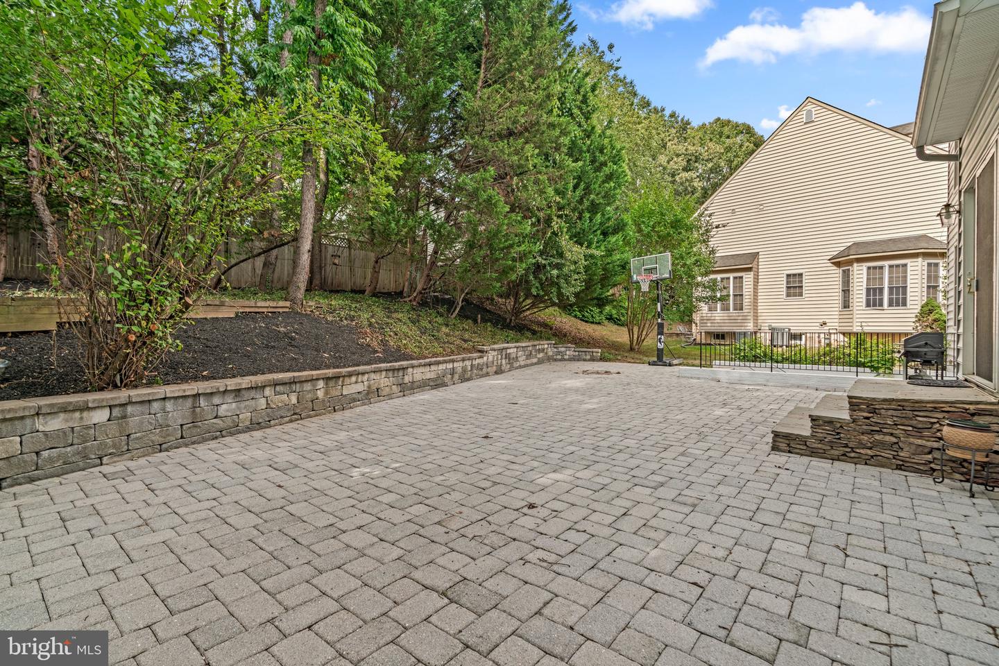 Photo 33 of 36 of 1408 Travers Ct house