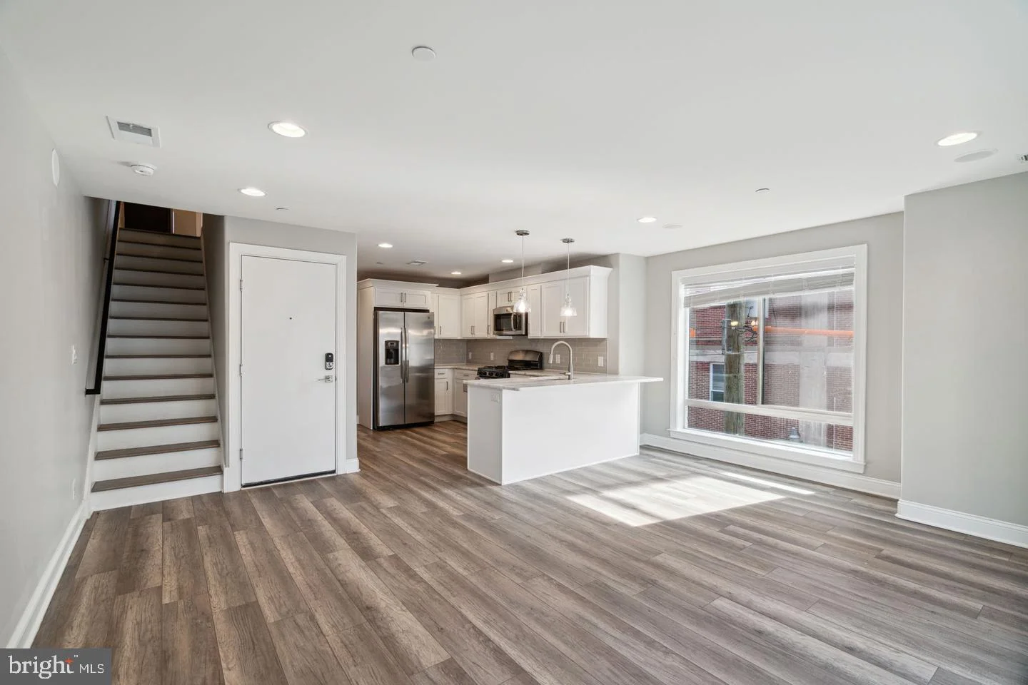 1419 Poplar Street