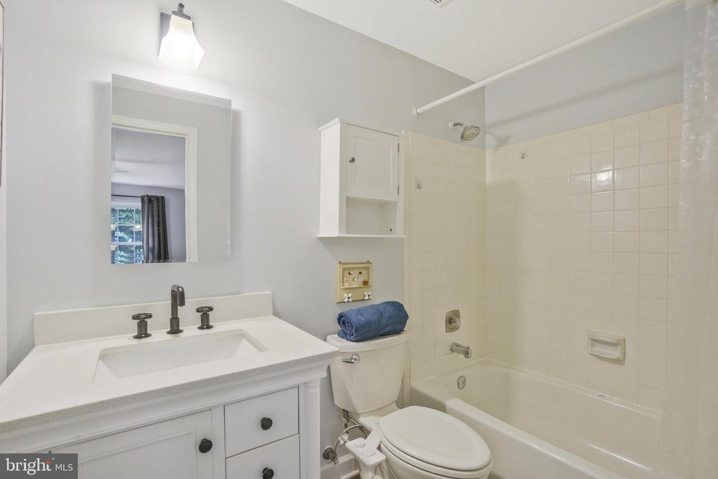 Photo 34 of 41 of 5505 Independence Cir #5505 townhome